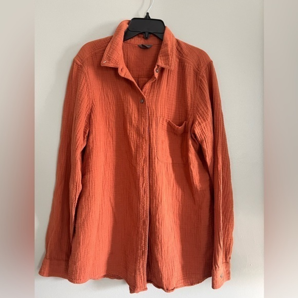 Eddie‎ Bauer button down